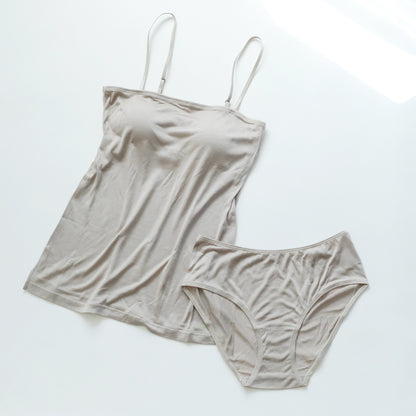 ［COCOONA SKINWEAR］カップ入りキャミソールⅡアジャスター付き