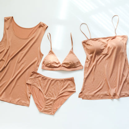 ［COCOONA SKINWEAR］カップ入りキャミソールⅡアジャスター付き