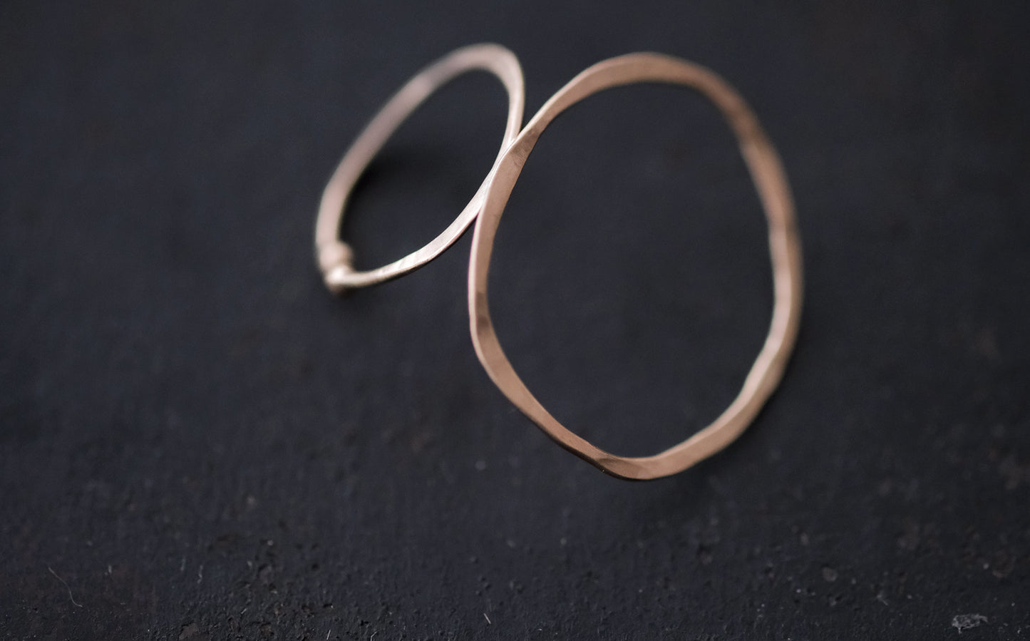 ［Atelier el］ Ripple イヤーカフRI2340E（1piece）