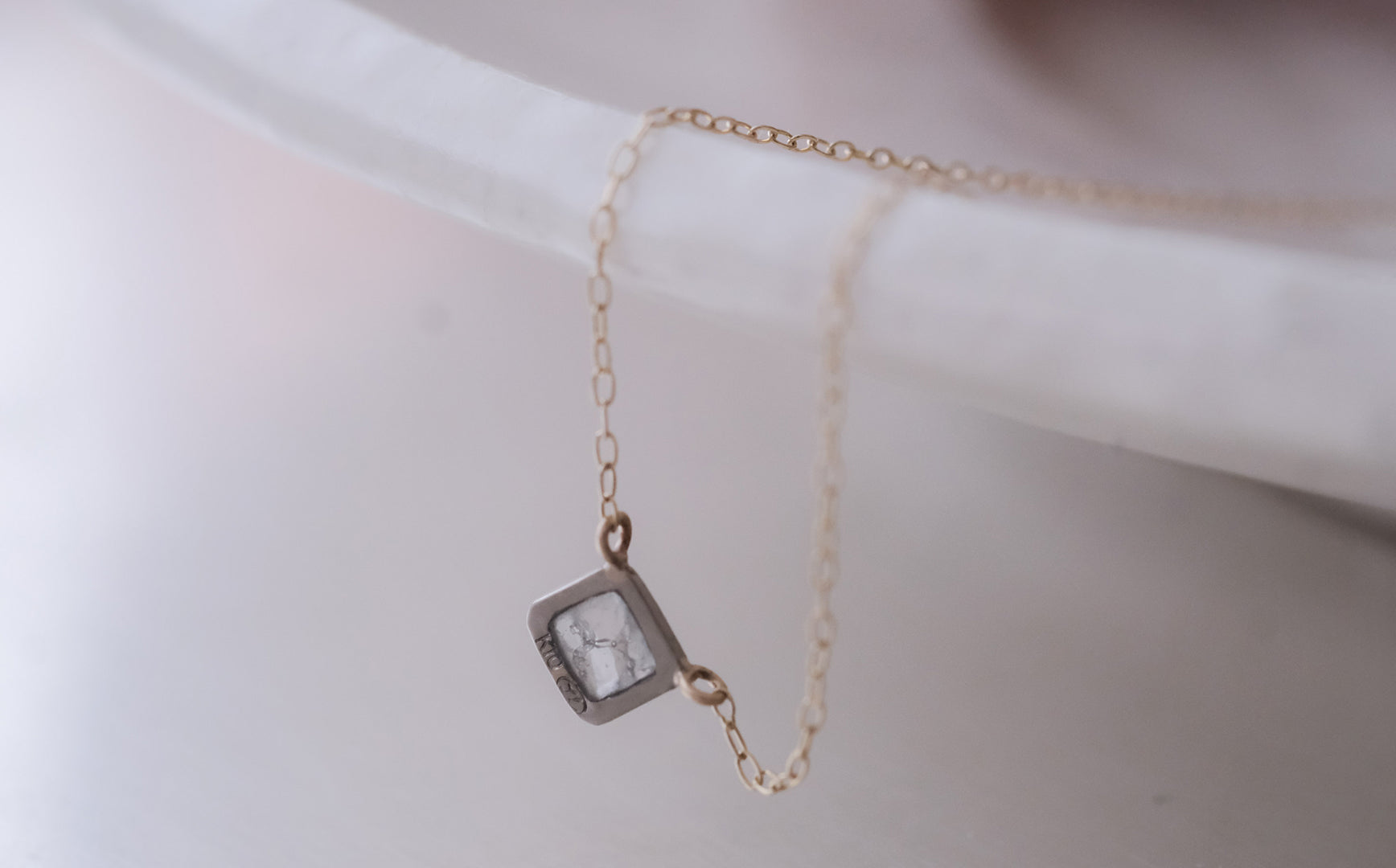 Atelier el スライスダイヤモンド ネックレス 自然に肌になじむ、スライスダイヤのネックレス – Envelope