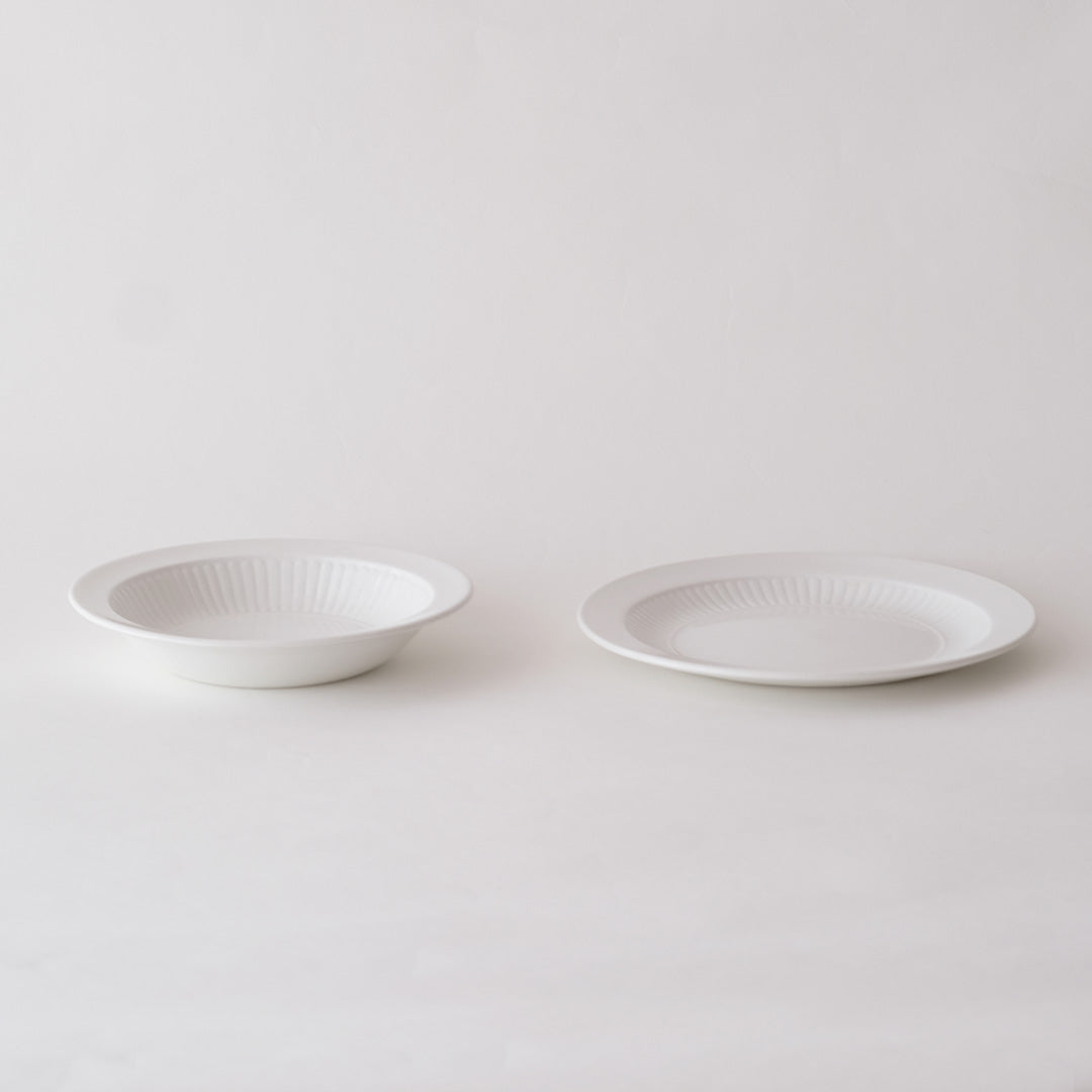 (左)デザートボウル(右)プレート