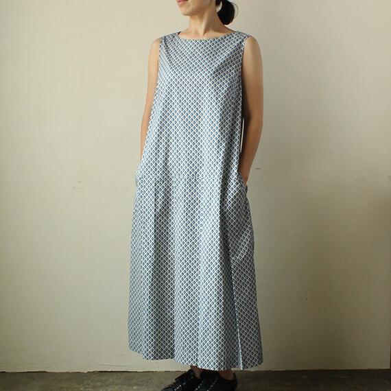 【パターン】ローウエスト切替えのタックワンピース