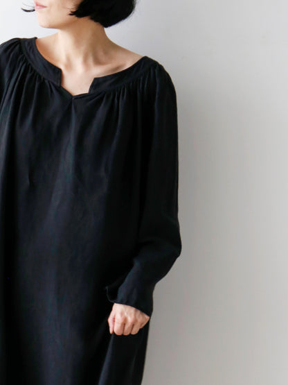 HÉRNI No.18 ナイトドレス