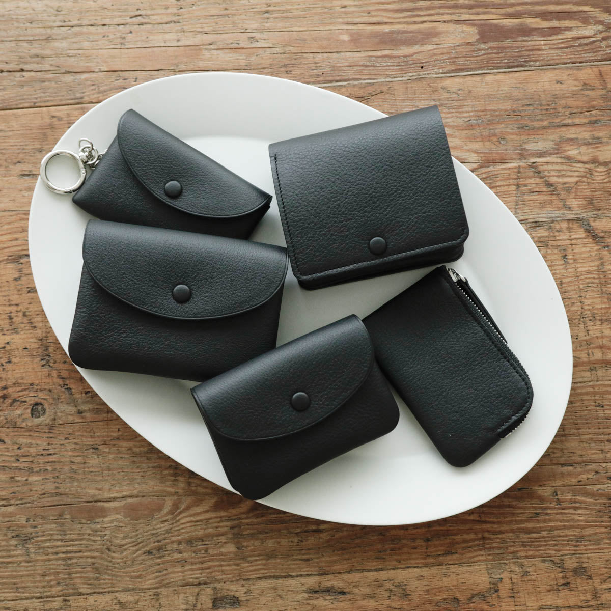 STUDIO LA CAUSE／【受注商品】内縫いフラップキーケース KEY 032 EM