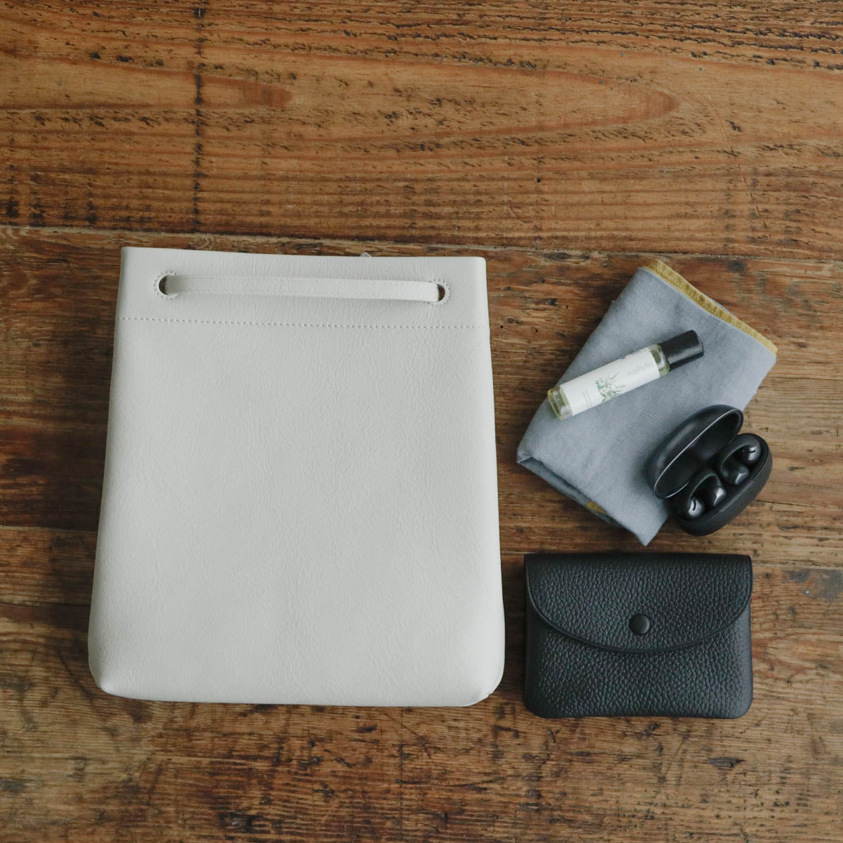 STUDIO LA CAUSE／【受注商品】タテ型サコッシュ　BG 127 LN