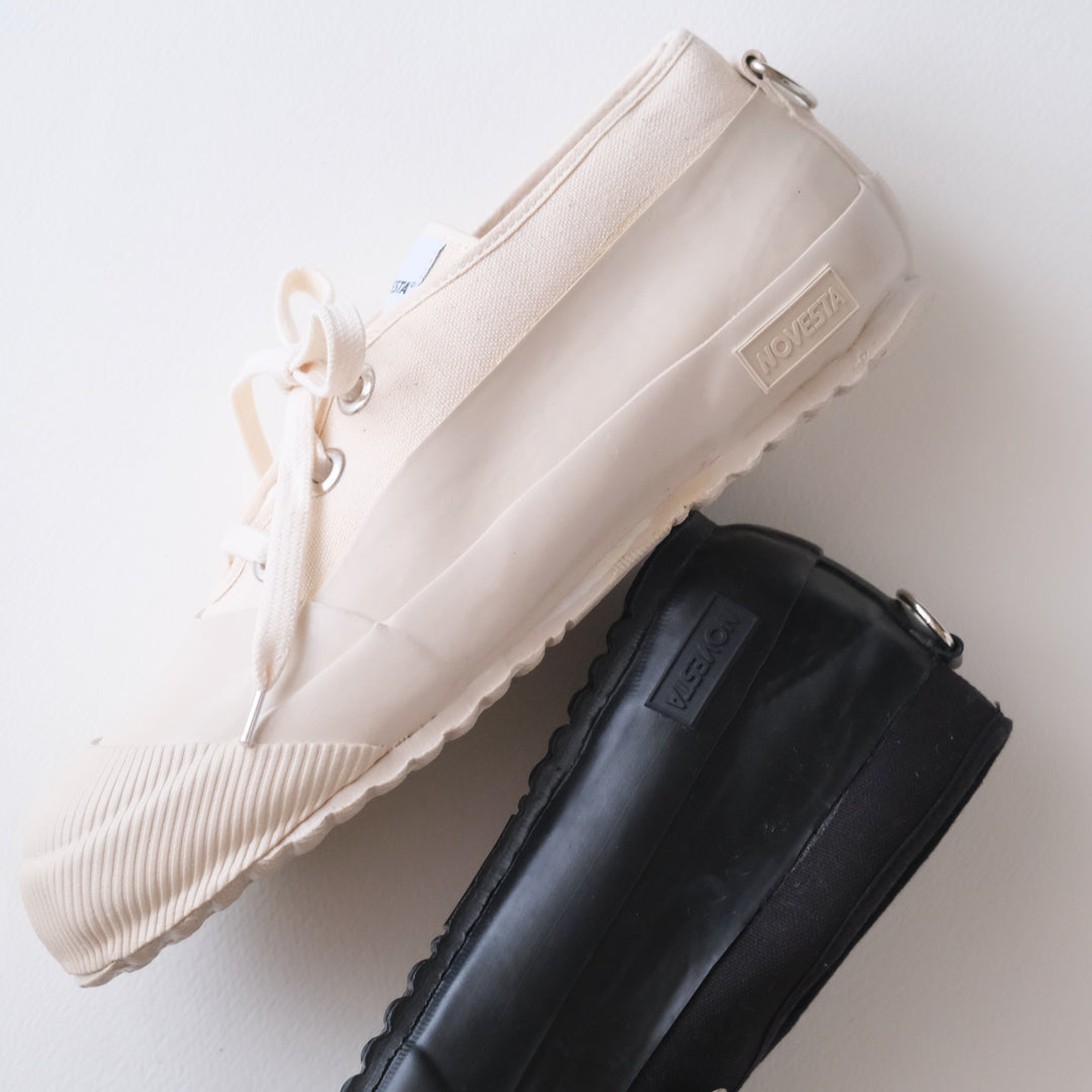 雨の日だって快適に。履き心地抜群のラバースニーカー – Envelope