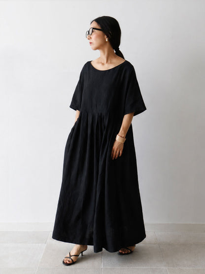 ノアール（身長153cm）<br>※この着用商品は、裾を4cm上げています。