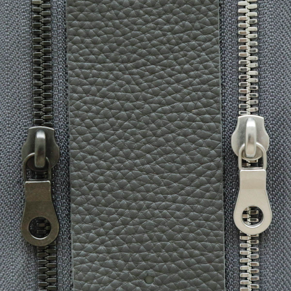 STUDIO LA CAUSE／【受注商品】ロングショルダーボストン （S）BG 132 SS EM
