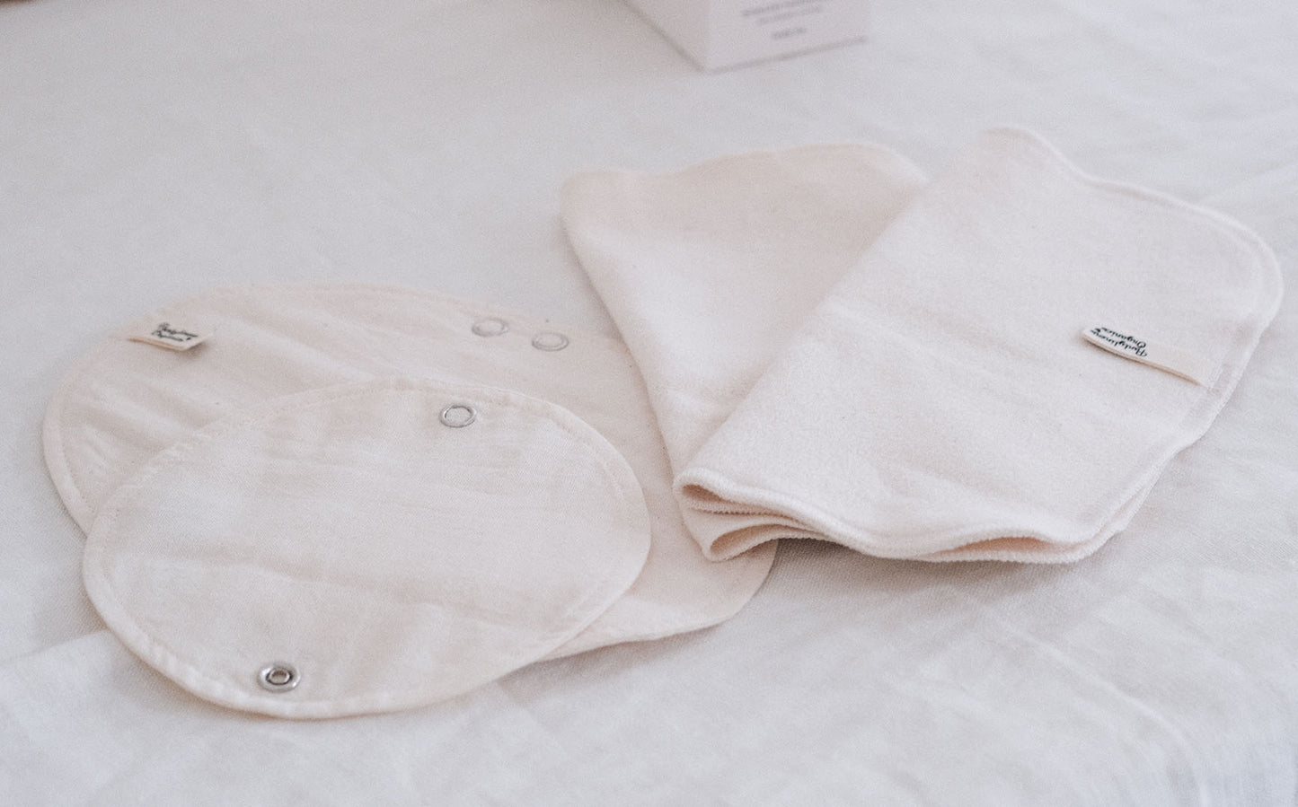［Pantyliners Organics］布製パッド　羽つき