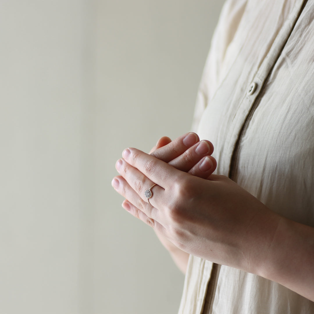 Atelier el／Dewilyラウンドダイヤモンドリング（DE1412R）