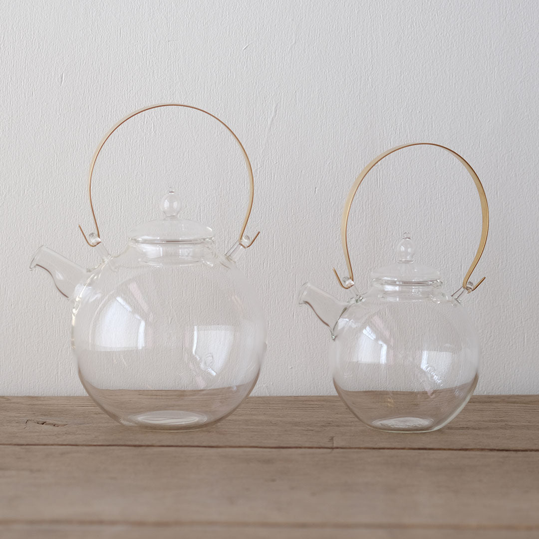 お茶を淹れるのが楽しい、まんまるポット – Envelope - エンベロープ