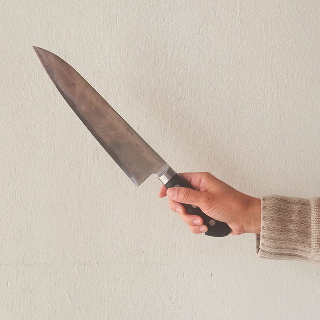 野菜も肉もこれ1本で。繊維をつぶさない抜群の切れ味 – Envelope