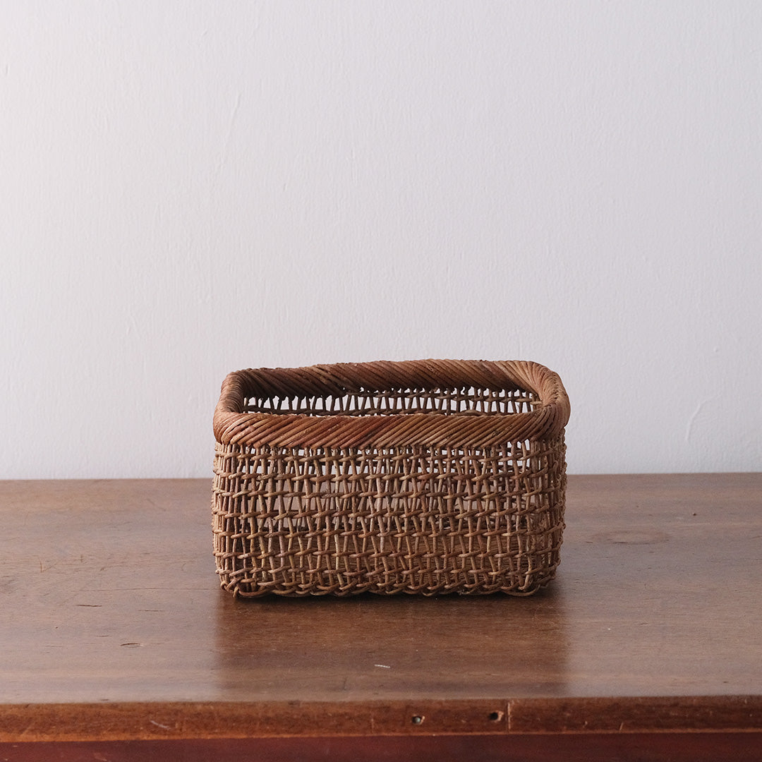 あけび　こだし編み　すかし編み　整理かご 宮本工芸］あけびかご 細目こだし編み 整理かご – Envelope