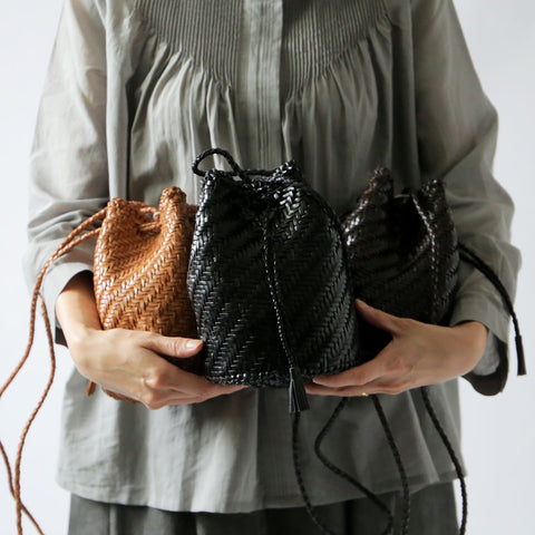 Dragon Diffusion レザーメッシュポシェット（POMPOM DOUBLE BAG）