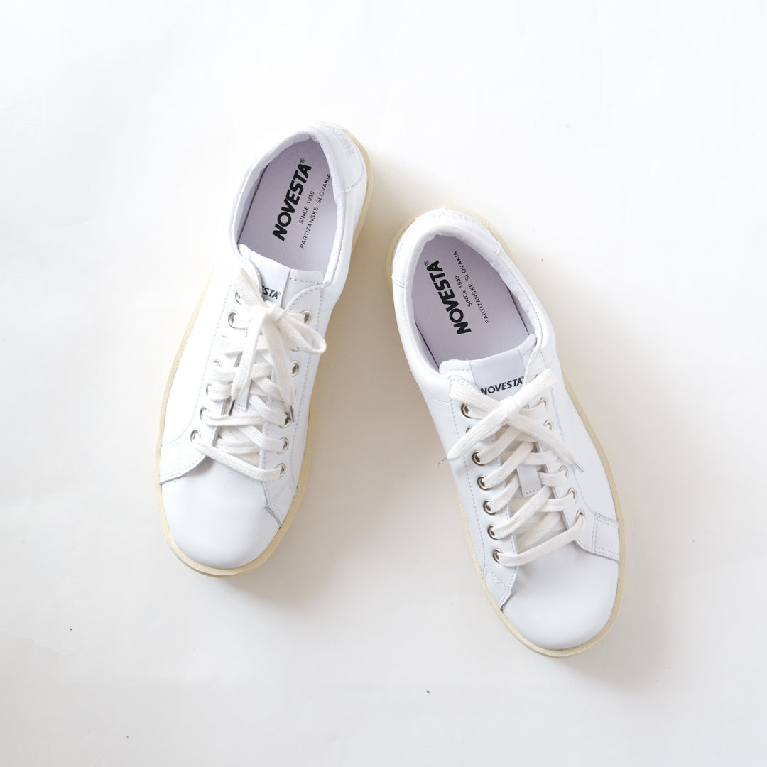 NOVESTA スニーカー★38★ホワイト 革靴のように履ける、シンプルを極めたスニーカー – Envelope