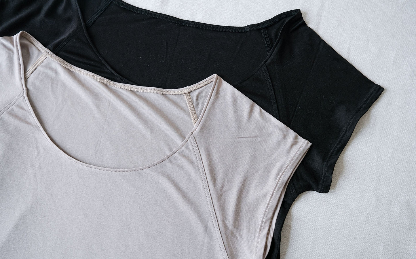 ［COCOONA SKINWEAR］フレンチスリーブトップ（スムース）