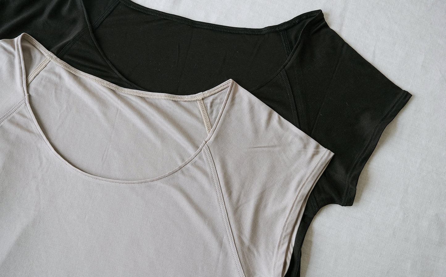［COCOONA SKINWEAR］フレンチスリーブトップ（スムース）