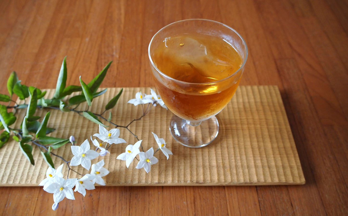 ［茶屋すずわ］うるおすとき　水出しほうじ茶