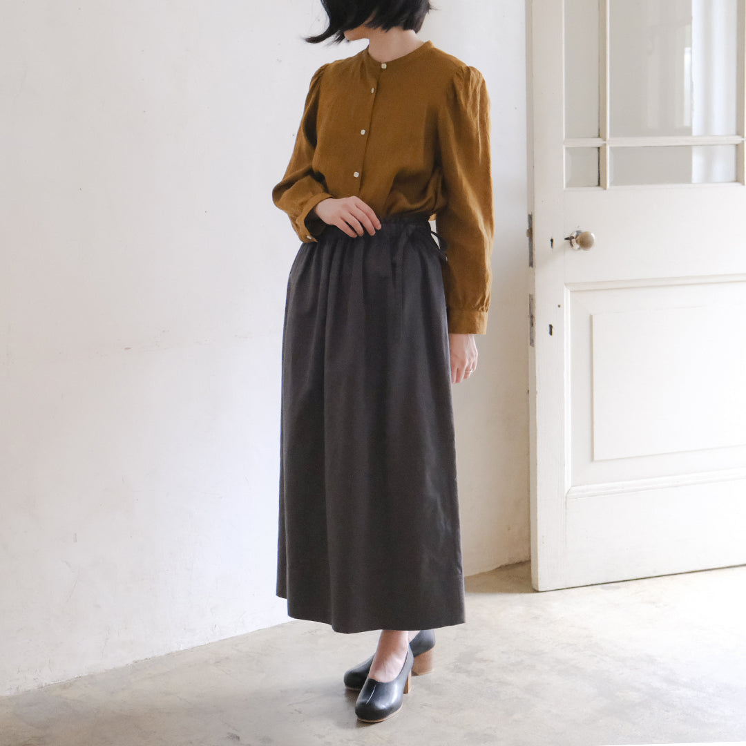 ［SALUÉ］ワンサイドスリットロングスカート／コットンリネン