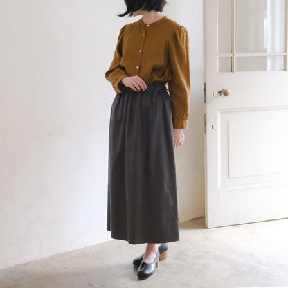 ［SALUÉ］ワンサイドスリットロングスカート／コットンリネン