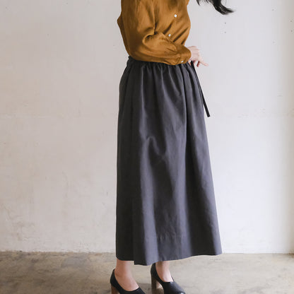 ［SALUÉ］ワンサイドスリットロングスカート／コットンリネン
