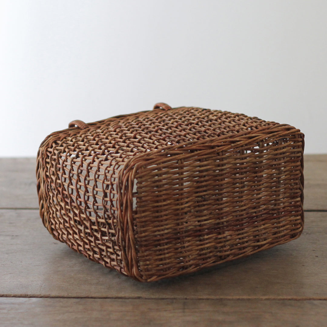 ハンドバッグのようにシンプルなあけびかご – Envelope - エンベロープ