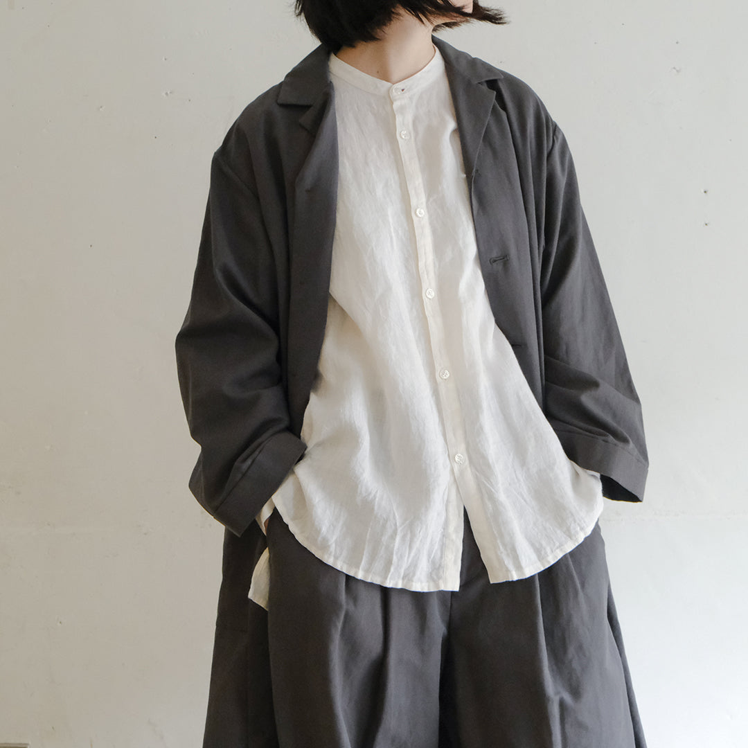 SALUÉ／ユニセックスバンドカラーシャツ／ライトウェイトリネン
