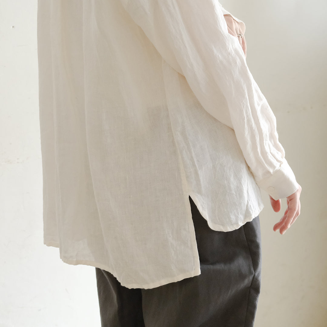SALUÉ／ユニセックスバンドカラーシャツ／ライトウェイトリネン