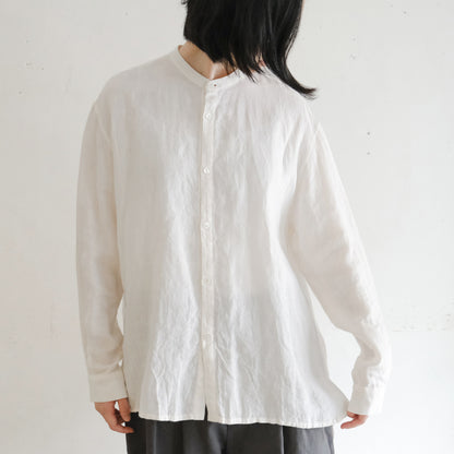 SALUÉ／ユニセックスバンドカラーシャツ／ライトウェイトリネン