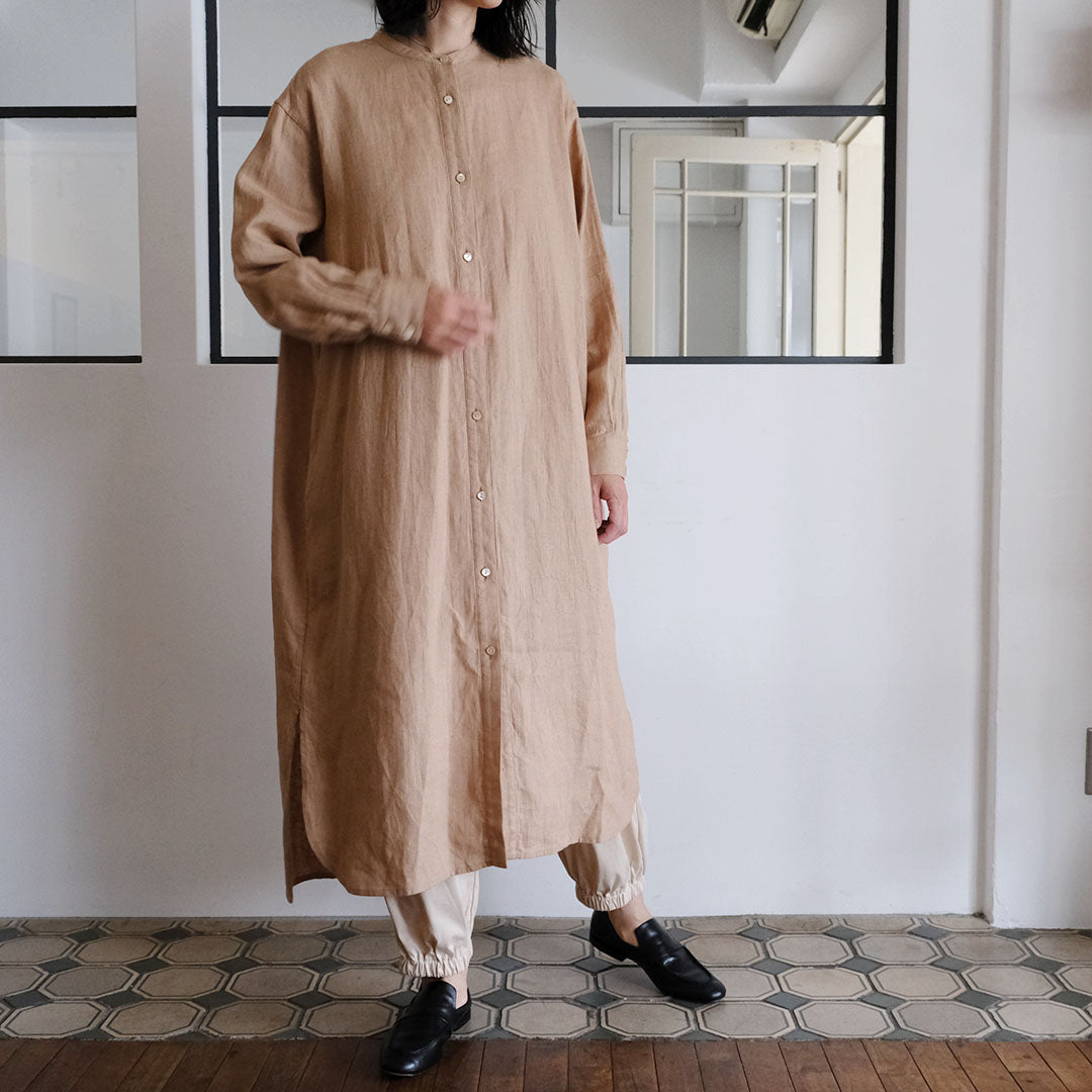 ［SALUÉ］バンドカラー長袖シャツドレス／ミッドウェイトリネン