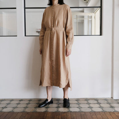 ［SALUÉ］バンドカラー長袖シャツドレス／ミッドウェイトリネン