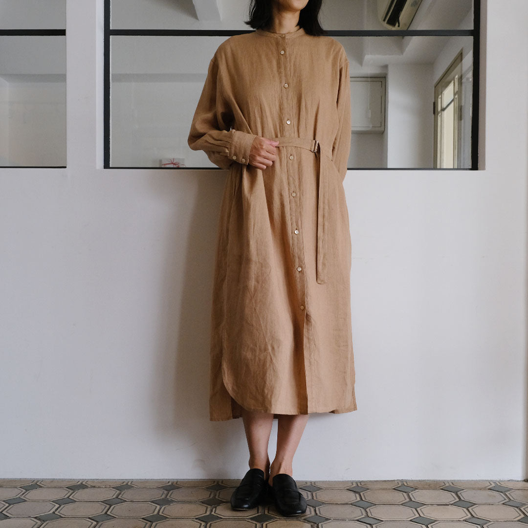 ［SALUÉ］バンドカラー長袖シャツドレス／ミッドウェイトリネン