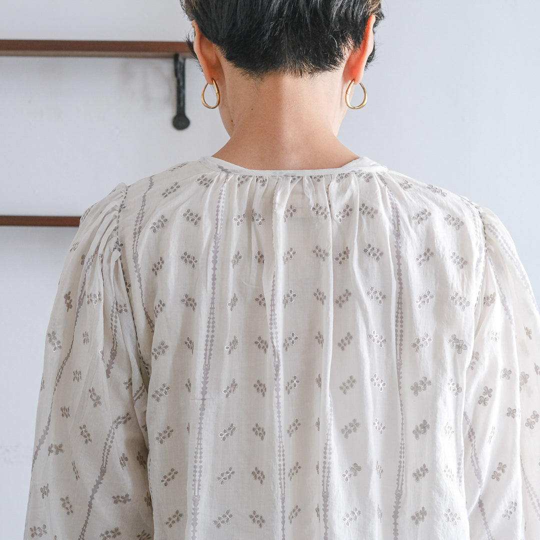 ［BUNON］Embroidery Gather Dress
