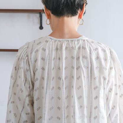 ［BUNON］Embroidery Gather Dress