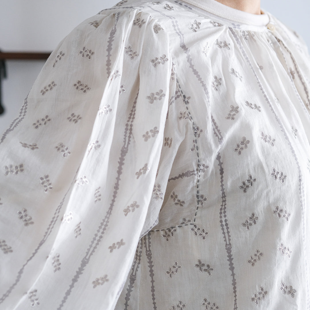 ［BUNON］Embroidery Gather Dress
