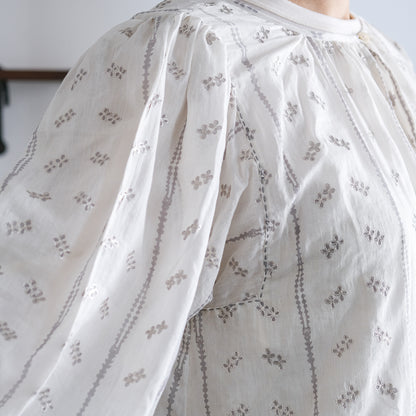 ［BUNON］Embroidery Gather Dress