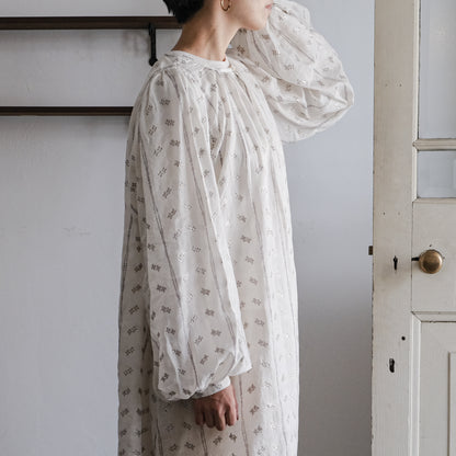 ［BUNON］Embroidery Gather Dress