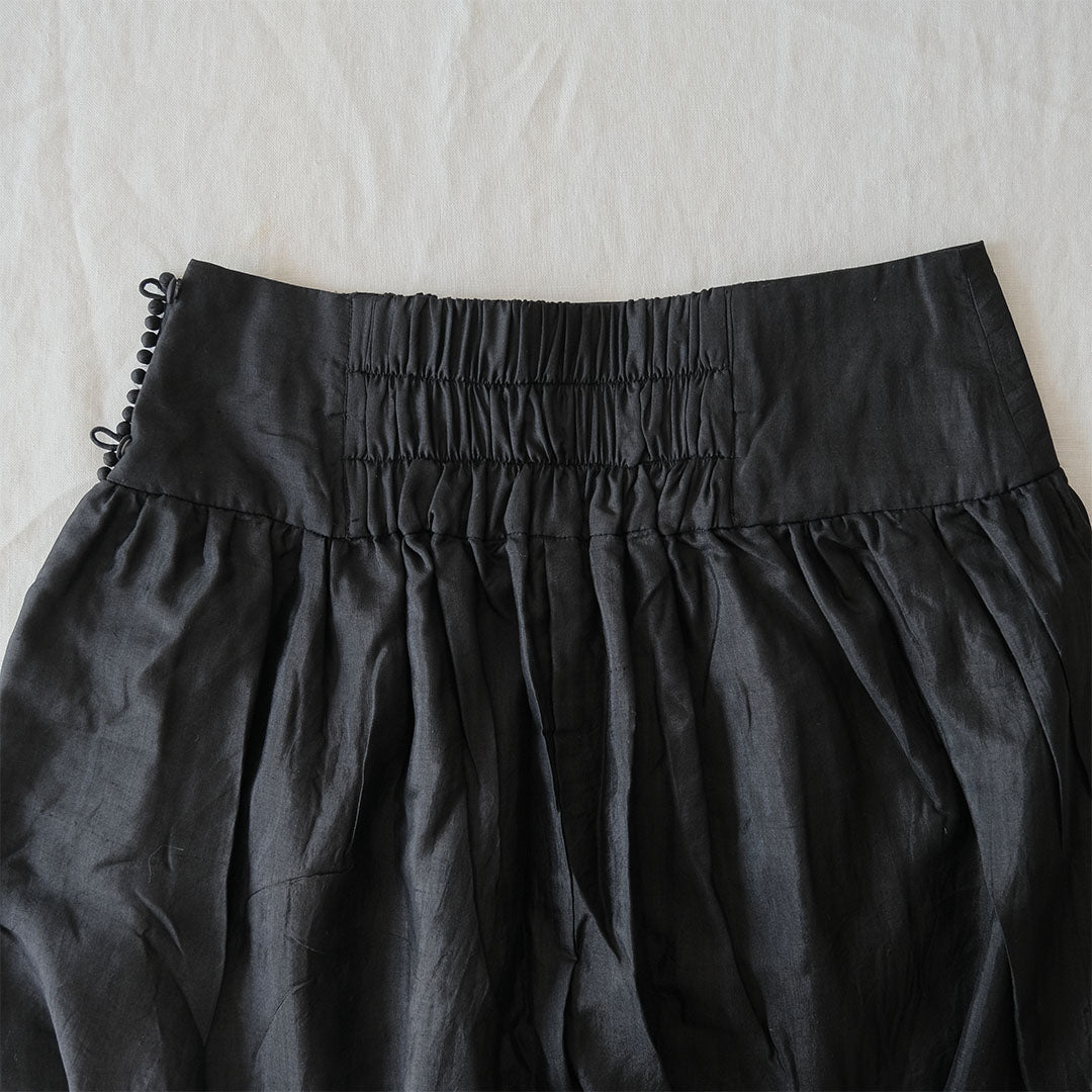 ［BUNON］Wide Belt Tuck Pants