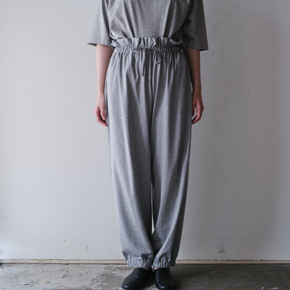 ［SALUÉ］white label スムース パンツ