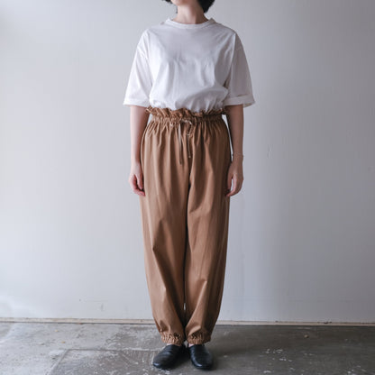 ［SALUÉ］white label スムース パンツ