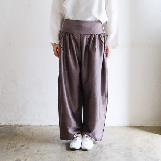 ［BUNON］Wide Belt Tuck Pants