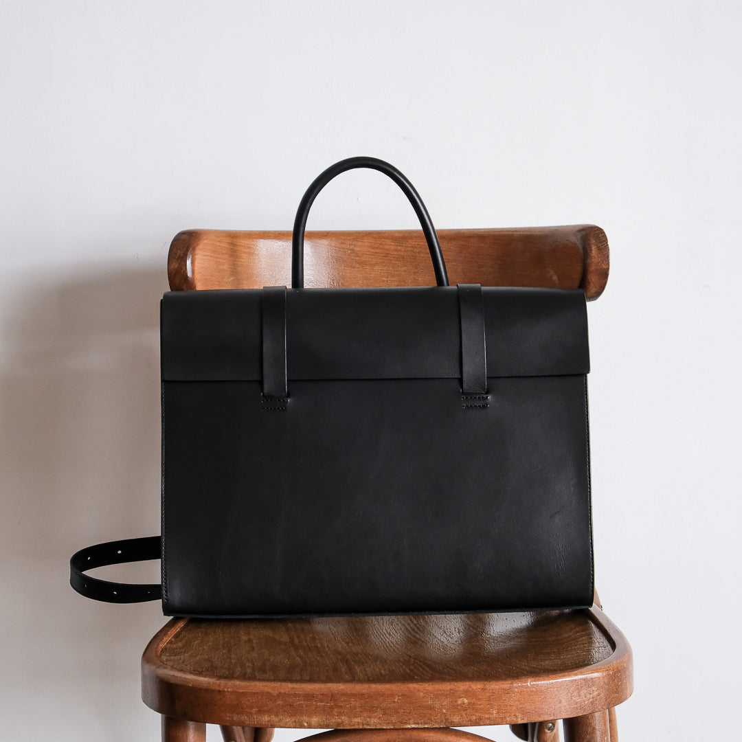 クラシックで実用的。変化を楽しみ日々使いたいSCORE BAG – Envelope