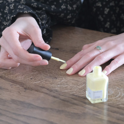 ［sundays］ネイルポリッシュカラーL.04イエロー