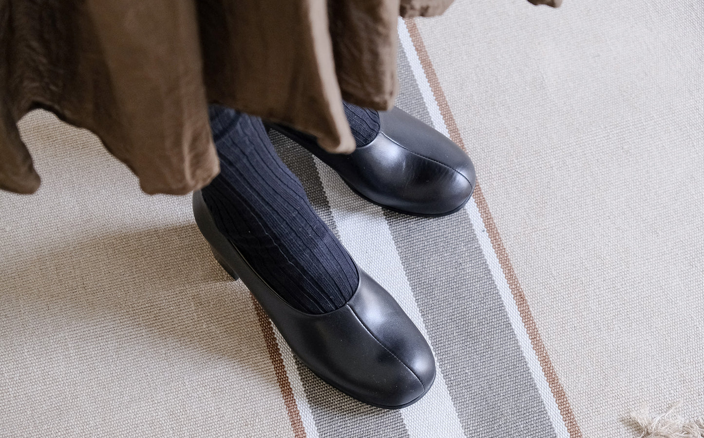 【受注商品】［AUTTAA］ヒールパンプス