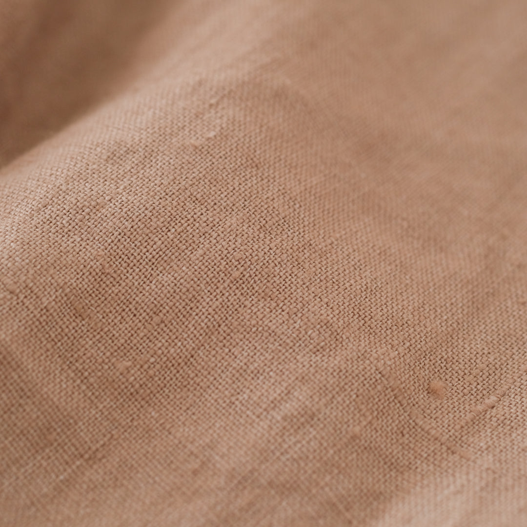 ［SALUÉ］ピンタックノースリーブドレス／ミッドウェイトリネン