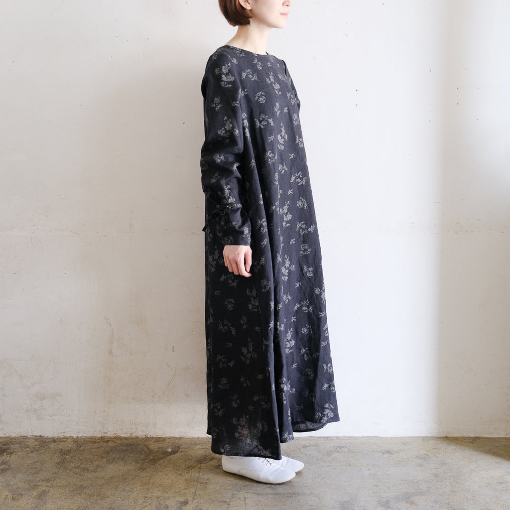 the last flower of the afternoon］路傍の花flare dress – Envelope