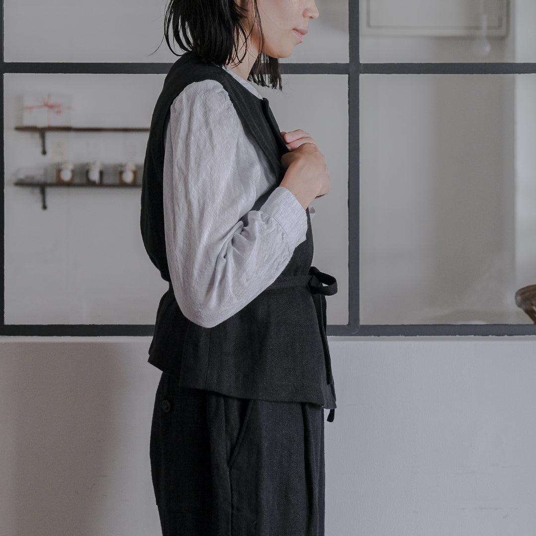 ［SALUÉ］ハイウエストジレ／ヘリンボーンリネン