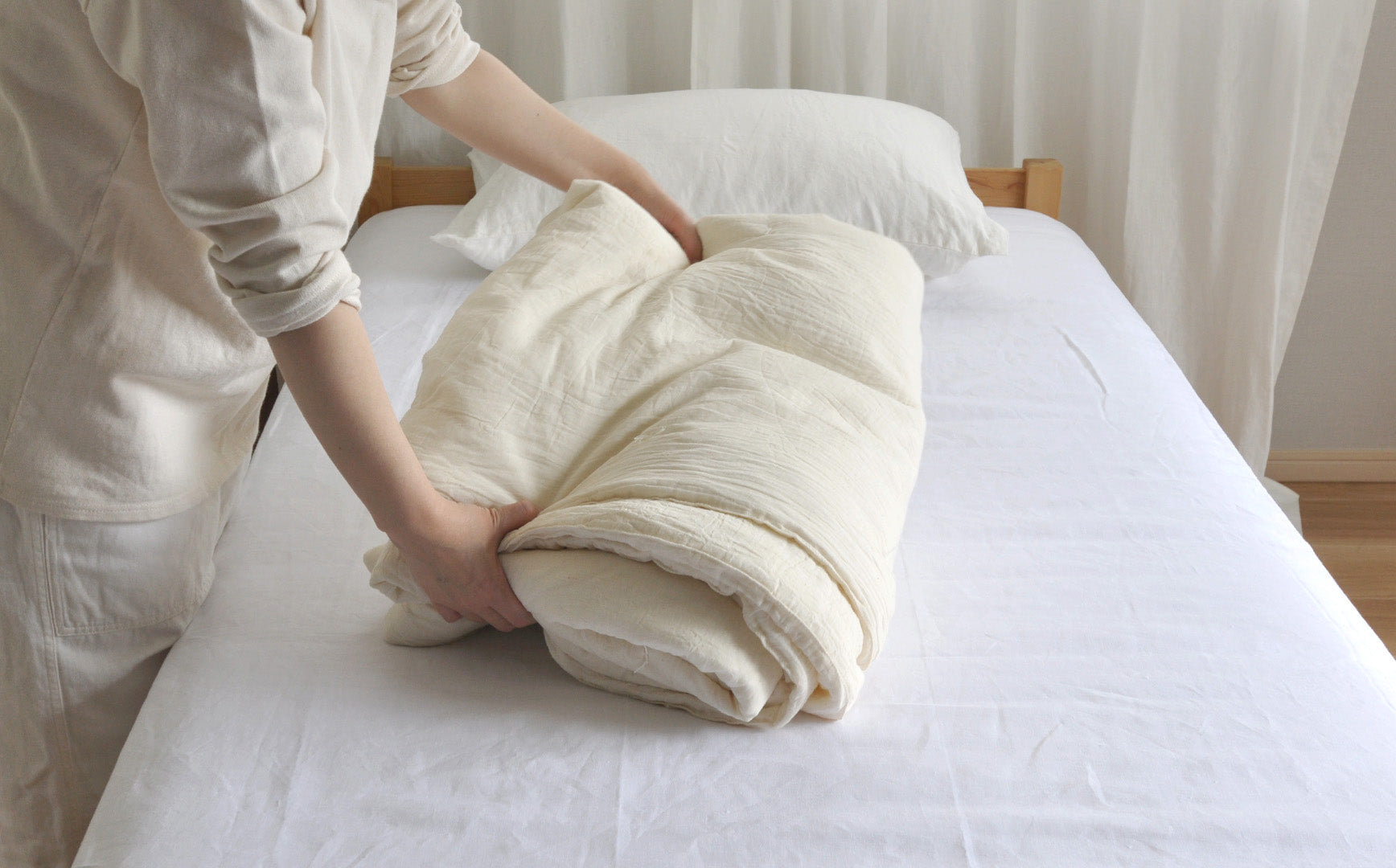 シルクならではのぽってりとしたやわらかな感触 – Envelope