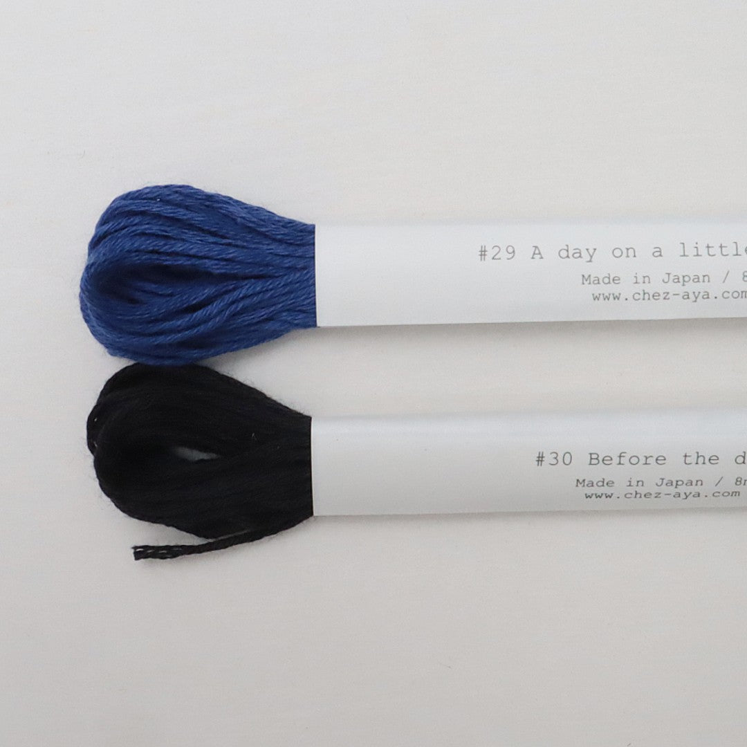 上から、#29  A day on a little island、#30 Before the dawn