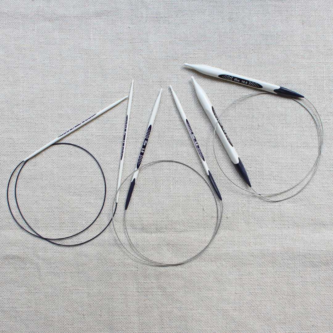 しなやかなワイヤーのコード